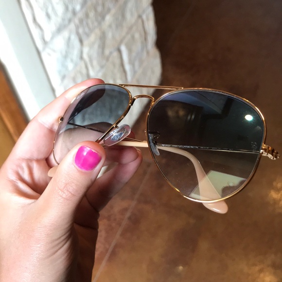 Ray Ban Aviators Gradient Blue - Picture 2 of 4